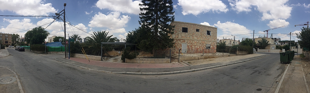 הבניין הישן בארלוזורוב 15, בשכונה ג' הותיקה (צילום: וולקאם)